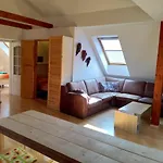 & Pliskovice Apartman *