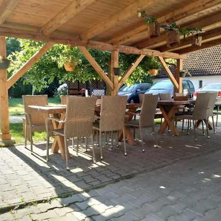 & Pliskovice