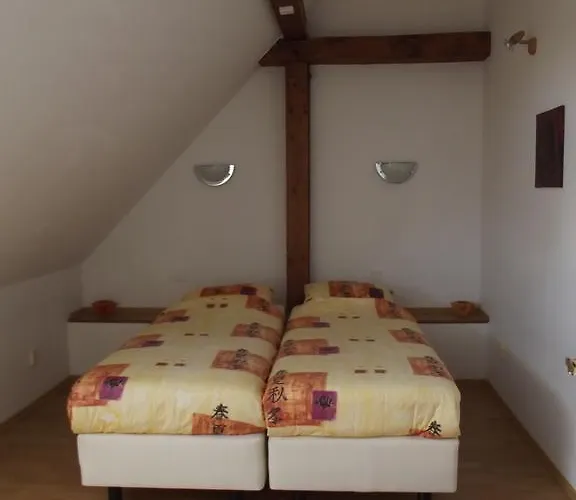 & Pliskovice
